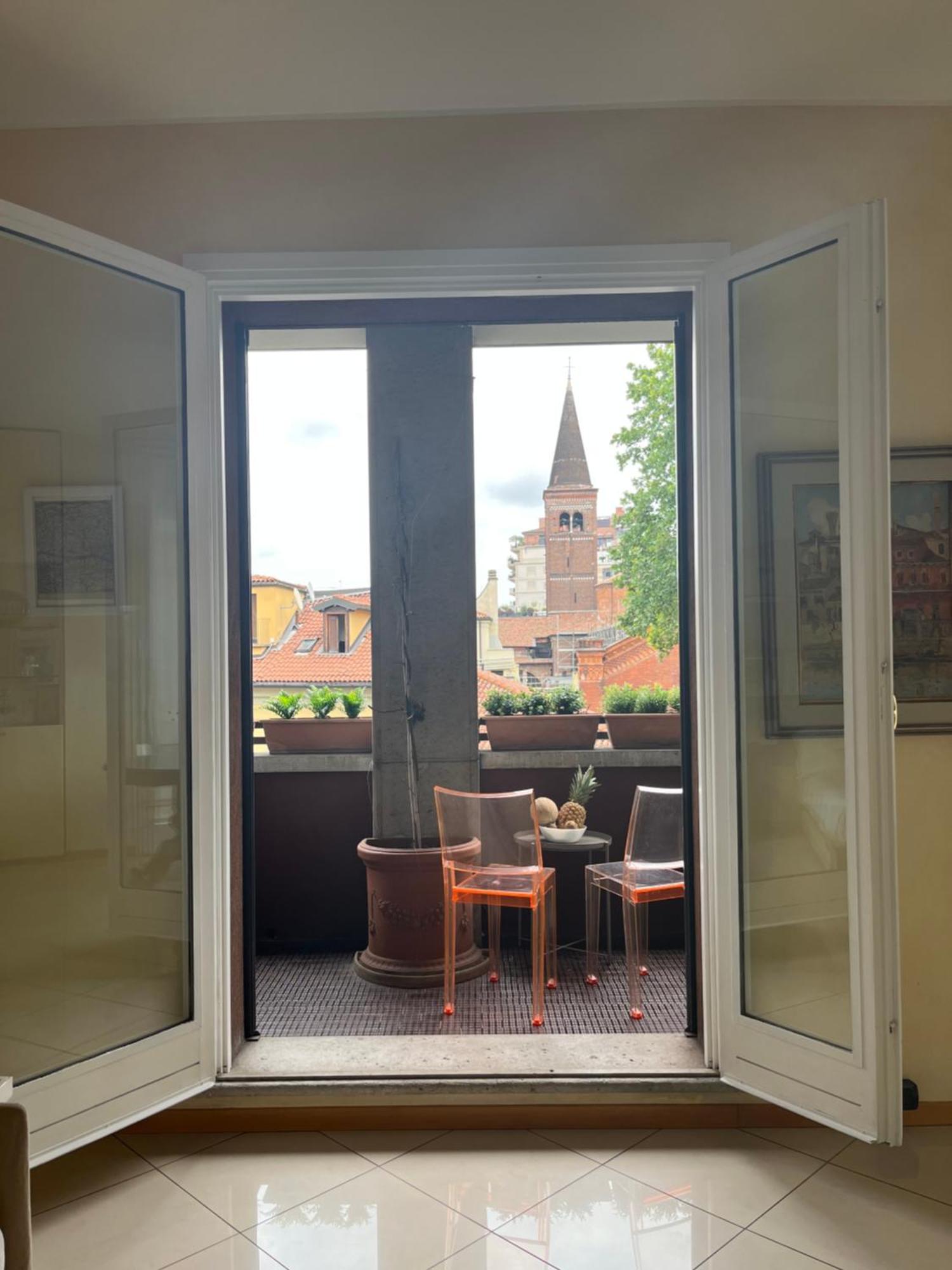 Brera, Posizione Con Terrazza E Vista Mozzafiato